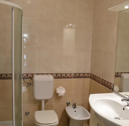 Monfiorenzo 로비니