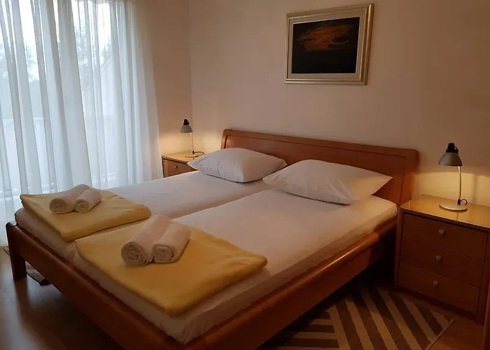 Monfiorenzo * Ρόβινι